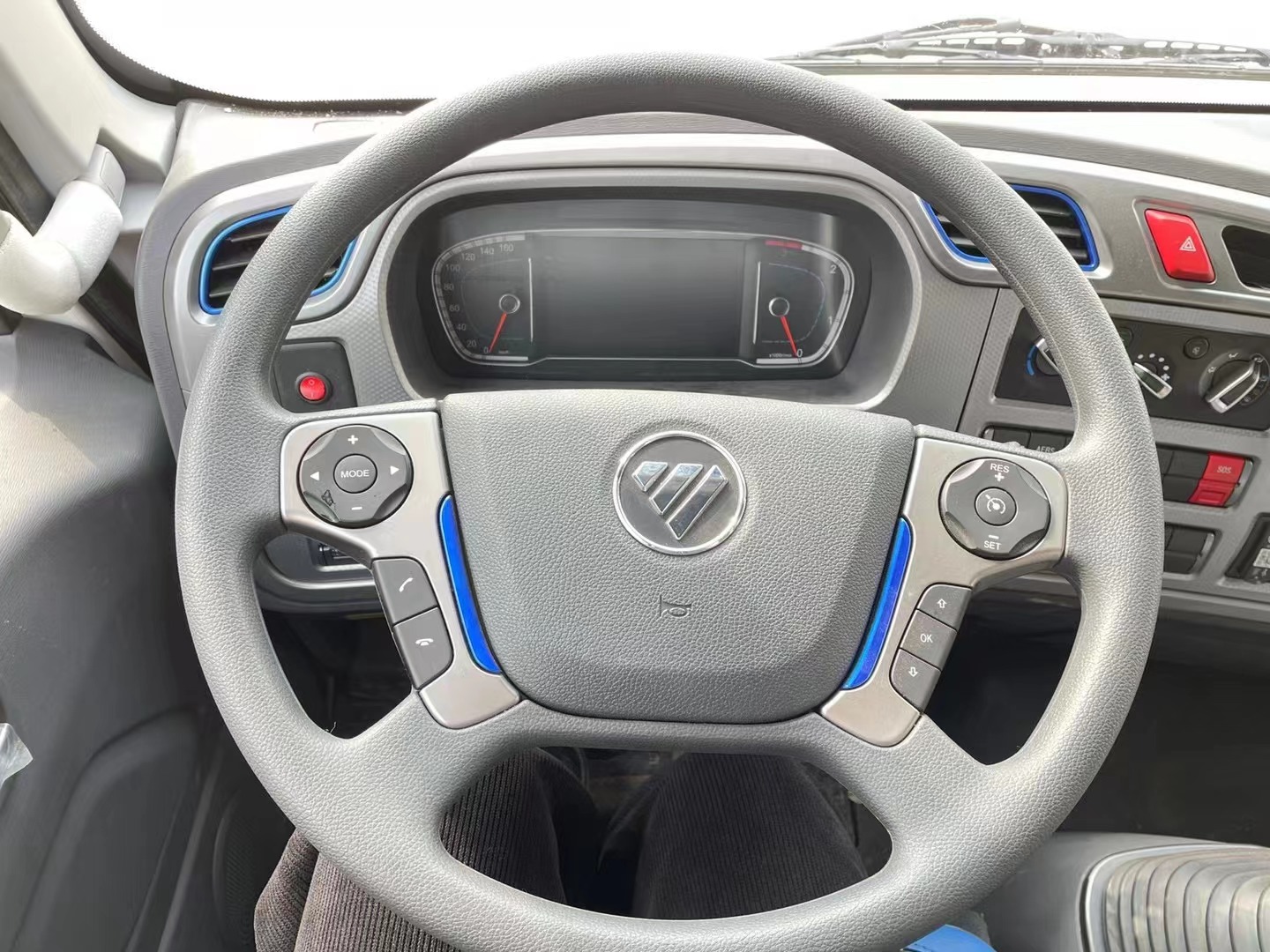 福田歐航10噸炸藥車高頂雙臥爆破車/